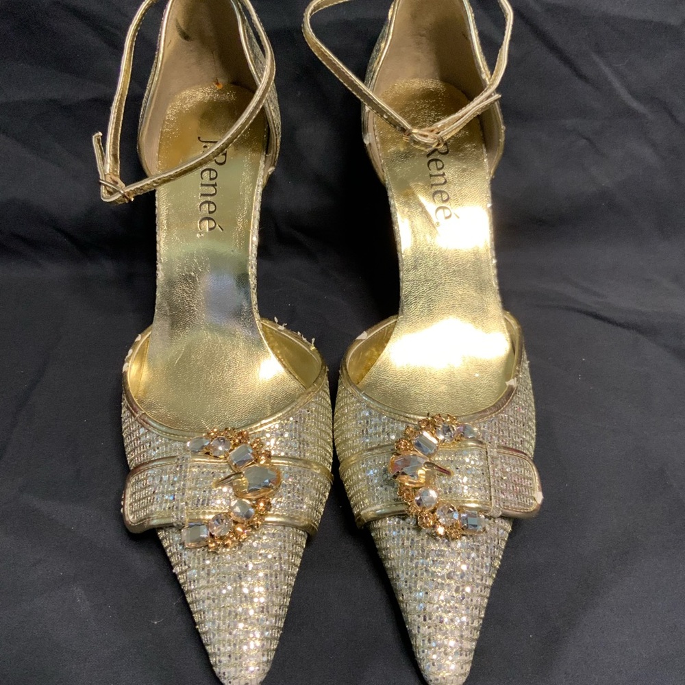 J. Renee pointed toe heels